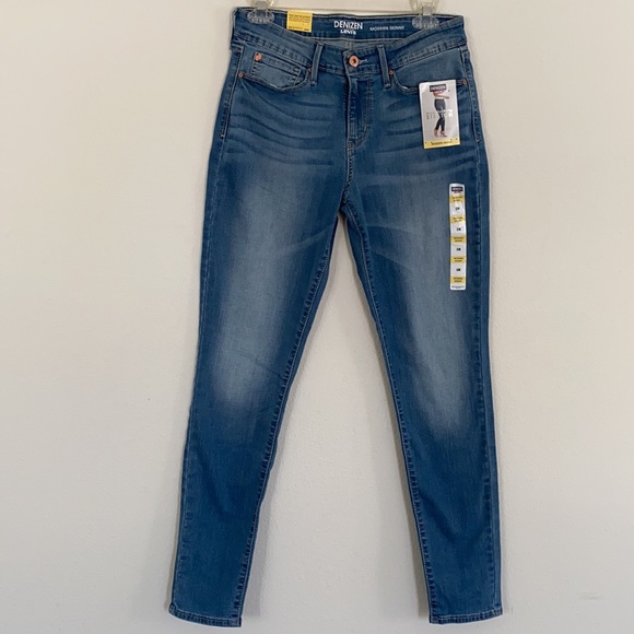 DENIZEN from Levi's Women's Modern Skinny Jeans - Picture 5 of 16